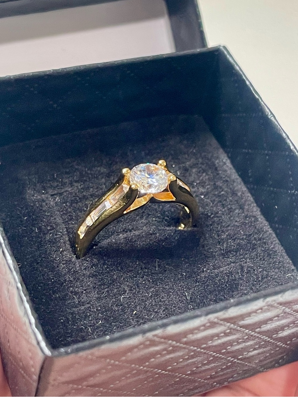 Vtg.RSC Covenant 18KT Gold Plated
Engagement Ring Cubic Zirconia Baguette
Size 8